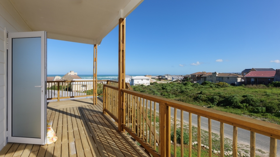 4 Bedroom Property for Sale in Suiderstrand Western Cape